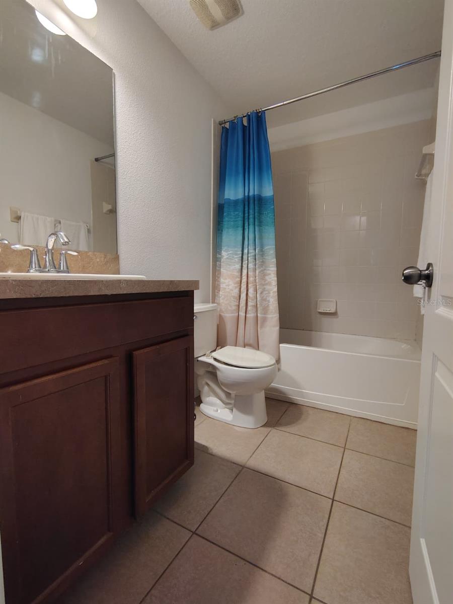 THOUSAND OAKS EAST A-C PH 05 - Residential