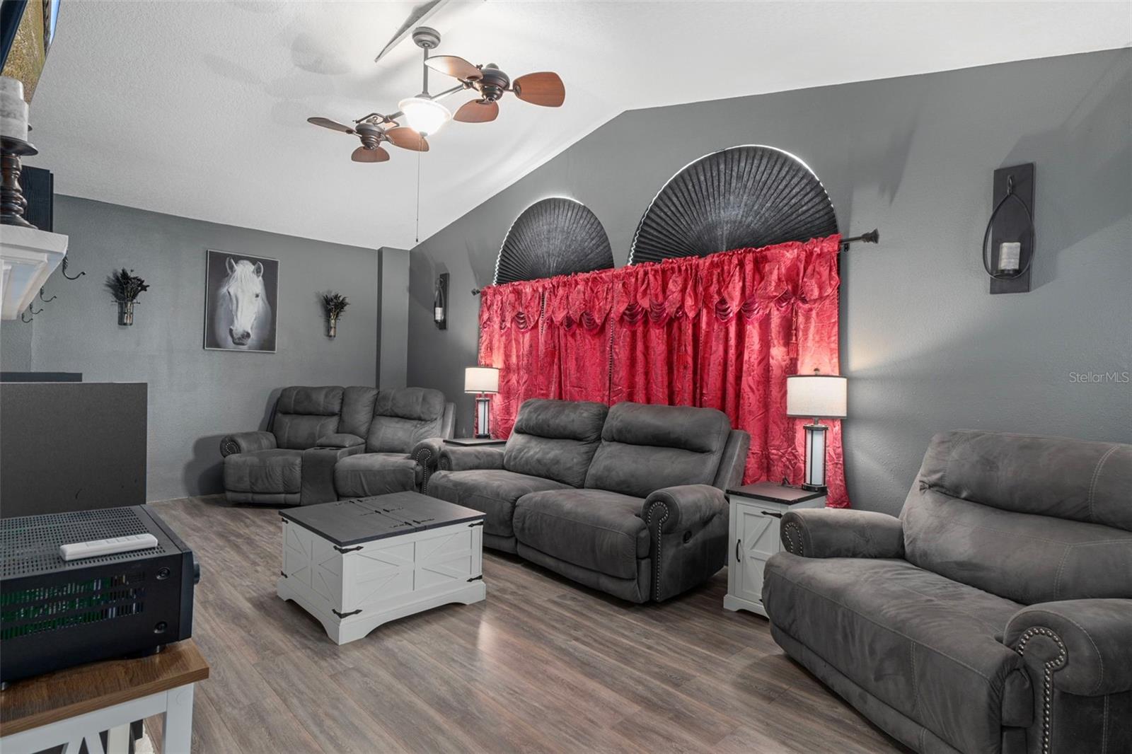 SPRING HILL - Residential