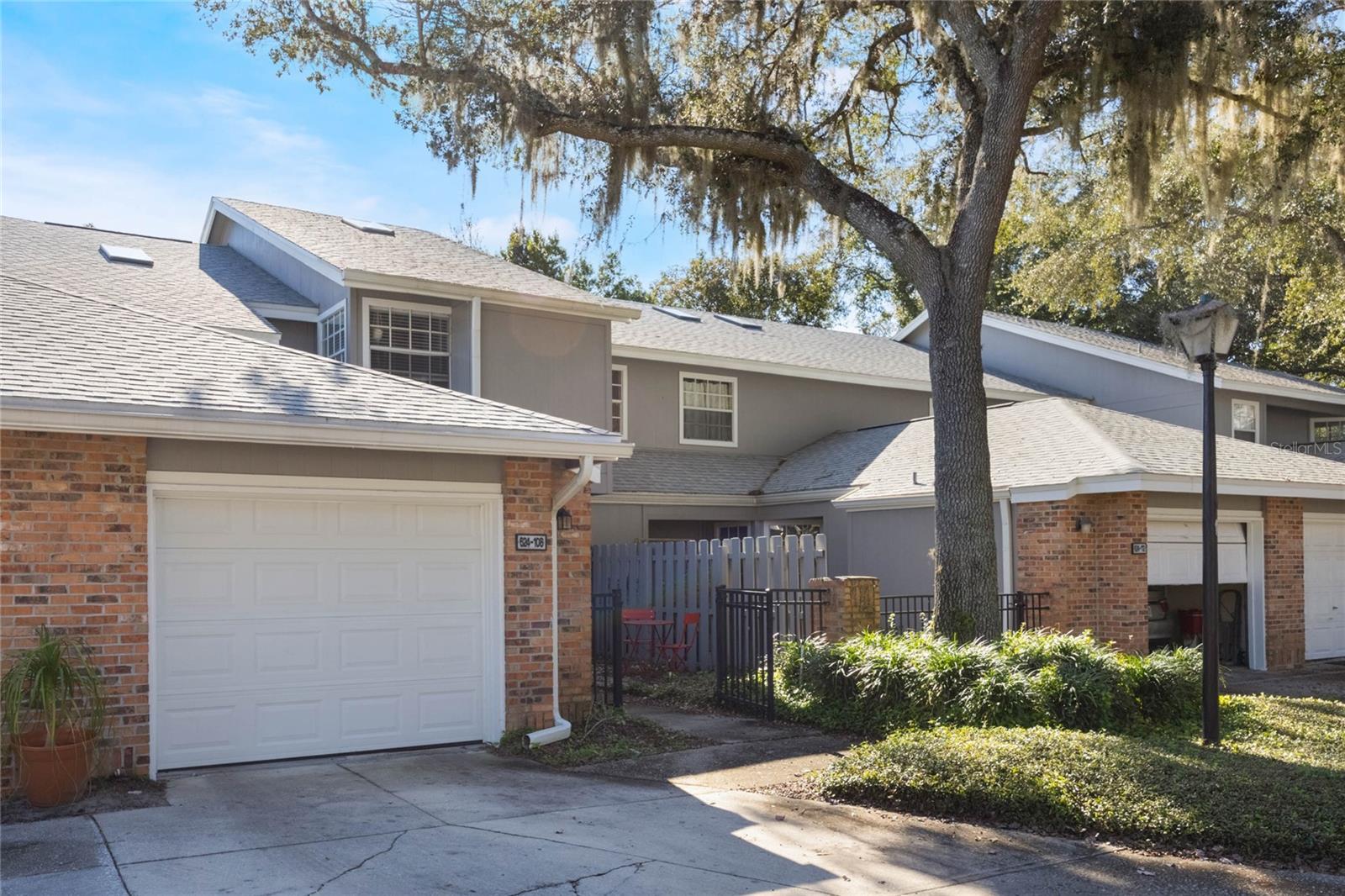 624 MAPLE OAK CIRCLE 108