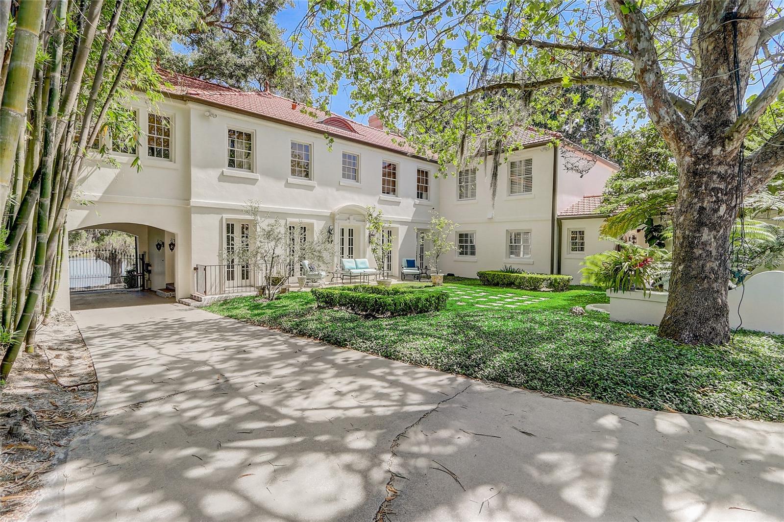 EDGEWATER HEIGHTS - Residential