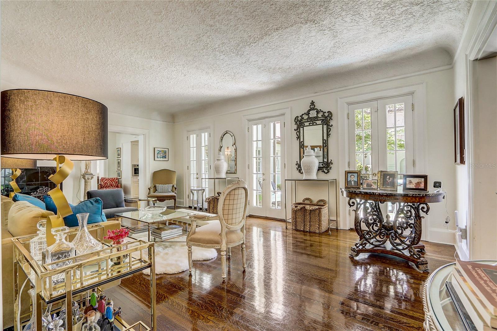 EDGEWATER HEIGHTS - Residential