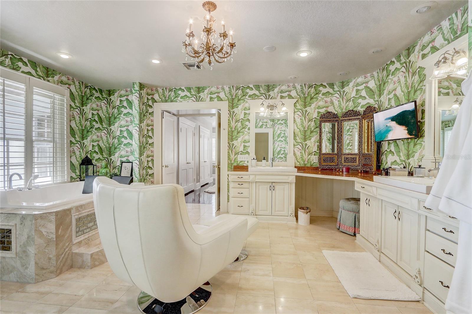 EDGEWATER HEIGHTS - Residential