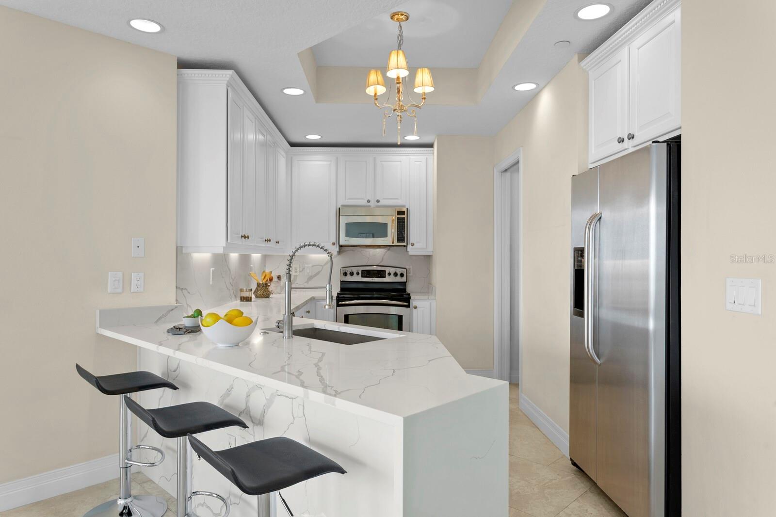 TOWERS OF CHANNELSIDE CONDOMIN - Residential