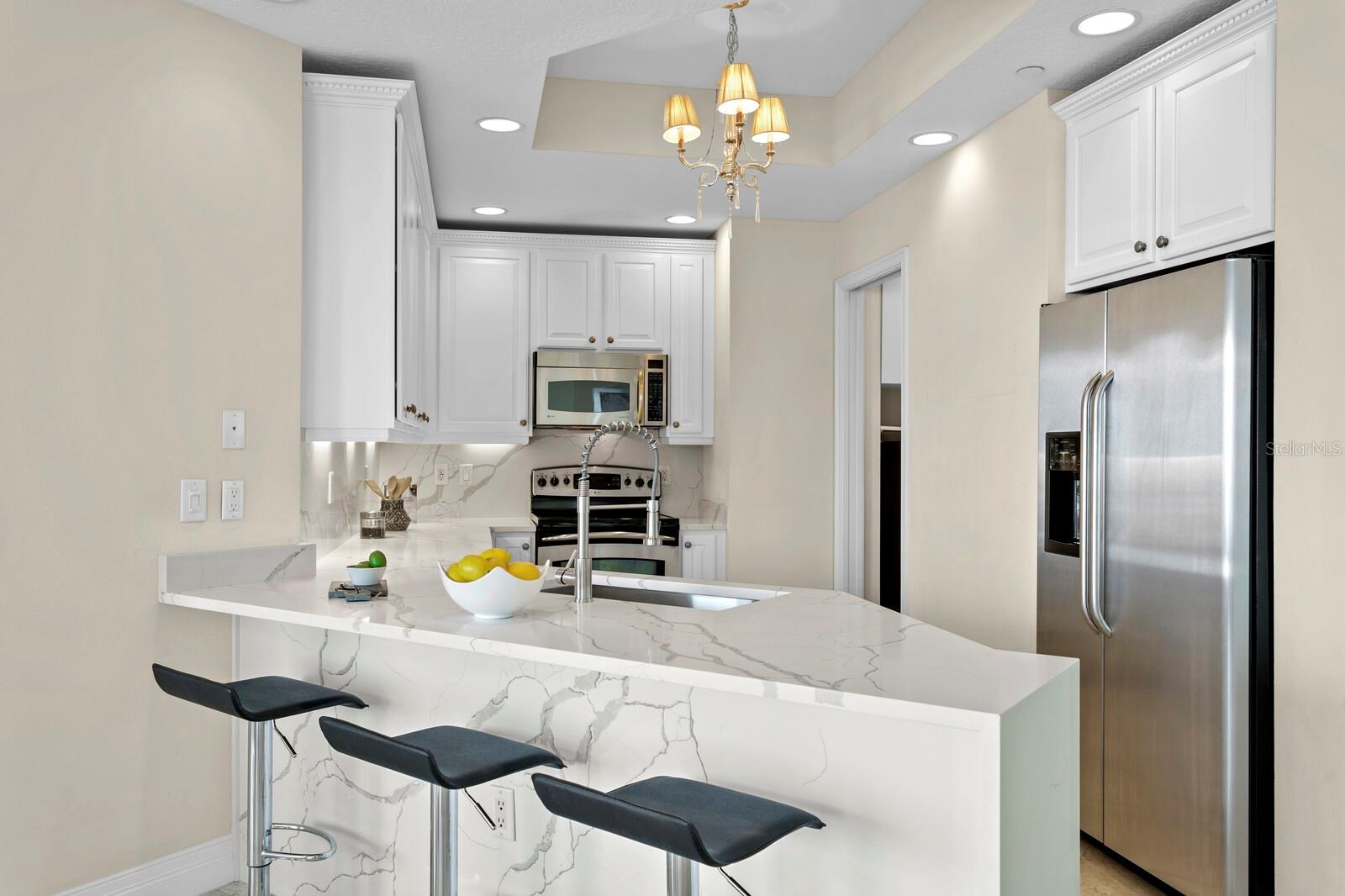 TOWERS OF CHANNELSIDE CONDOMIN - Residential