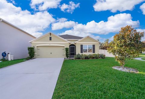 A home in DEBARY