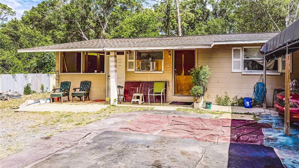 Photo of 6722 SW 53rd Avenue, Gainesville, FL 32608 (MLS # GC539724)