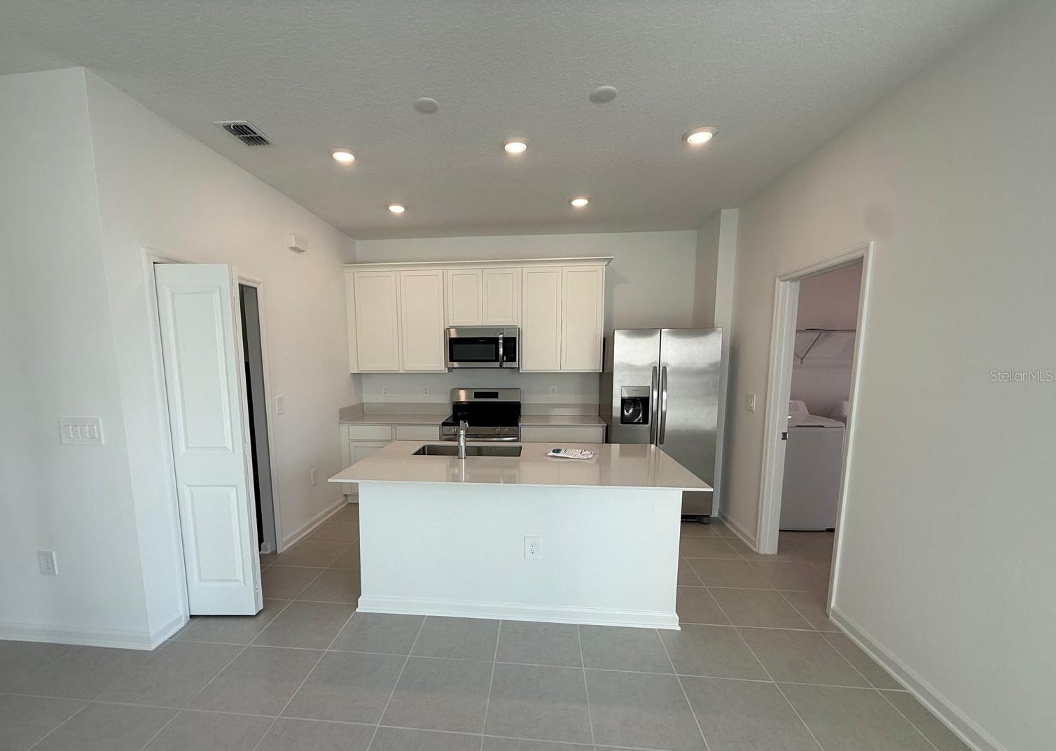 WELLNESS RIDGE 25 TH - Residential Lease