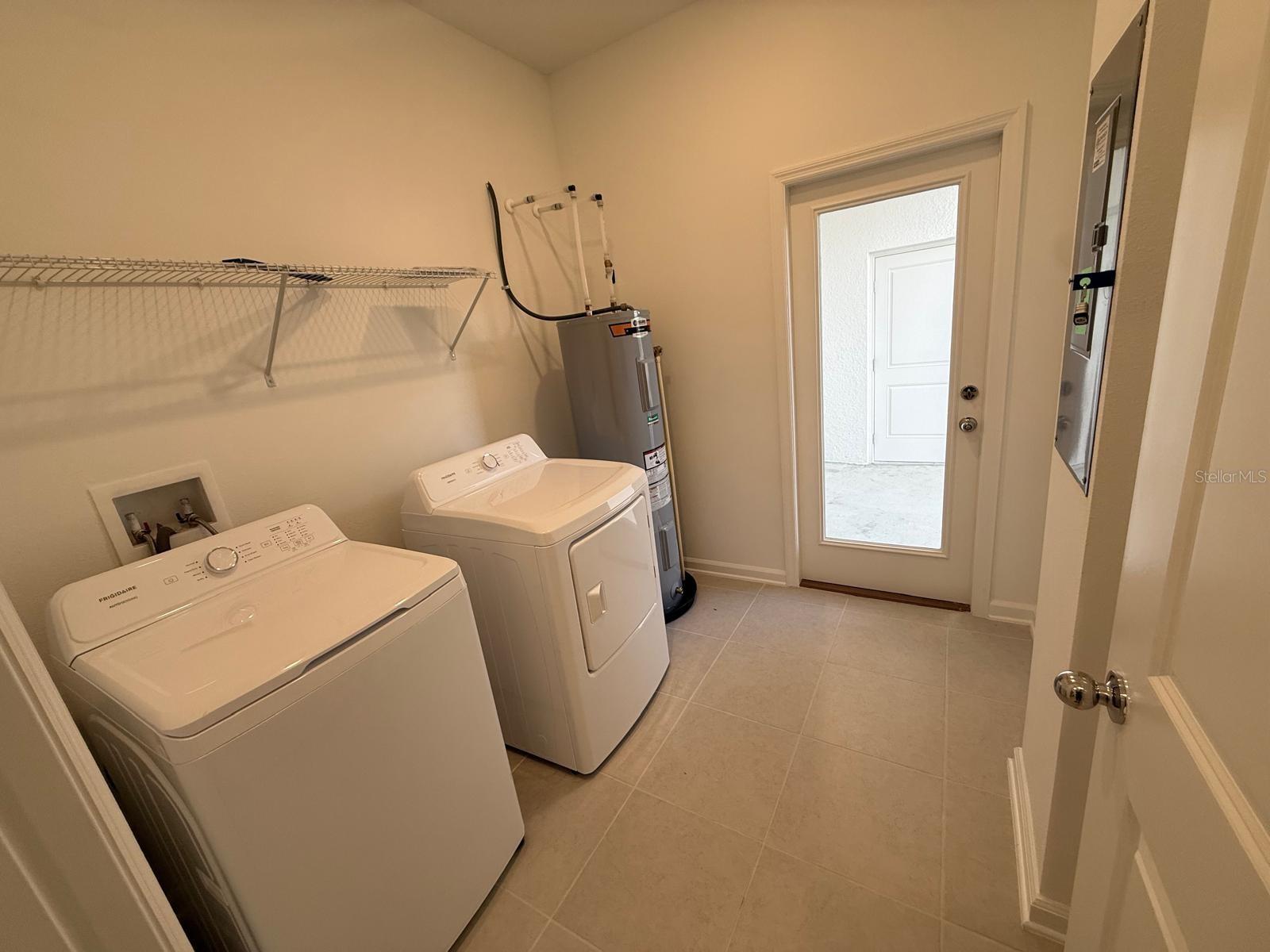 WELLNESS RIDGE 25 TH - Residential Lease