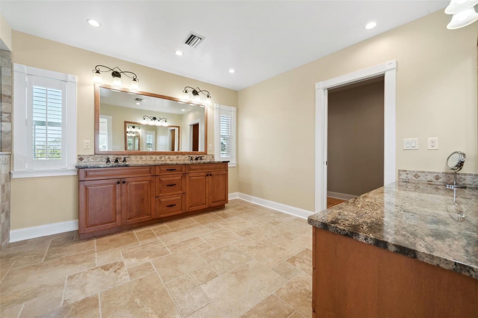 SARASOTA BEACH - Residential