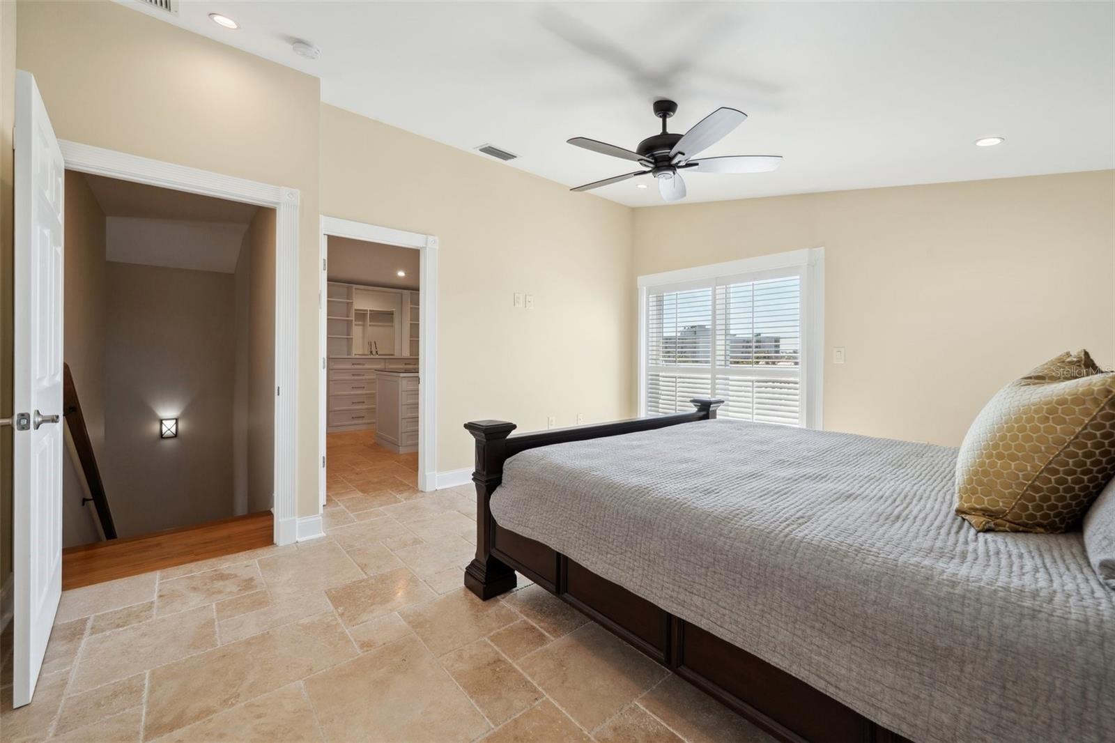 SARASOTA BEACH - Residential