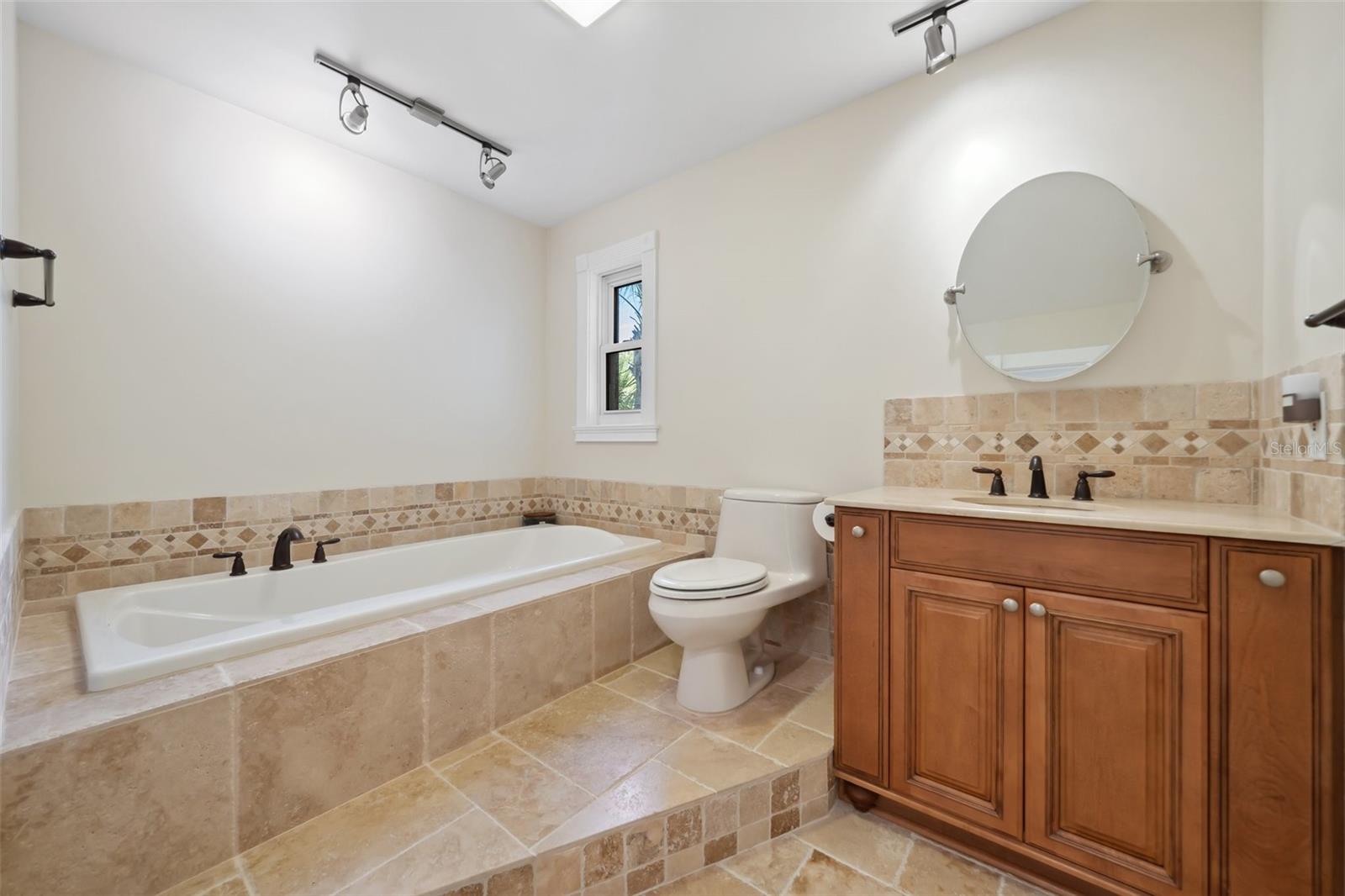 SARASOTA BEACH - Residential