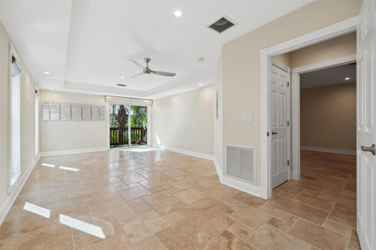 SARASOTA BEACH - Residential