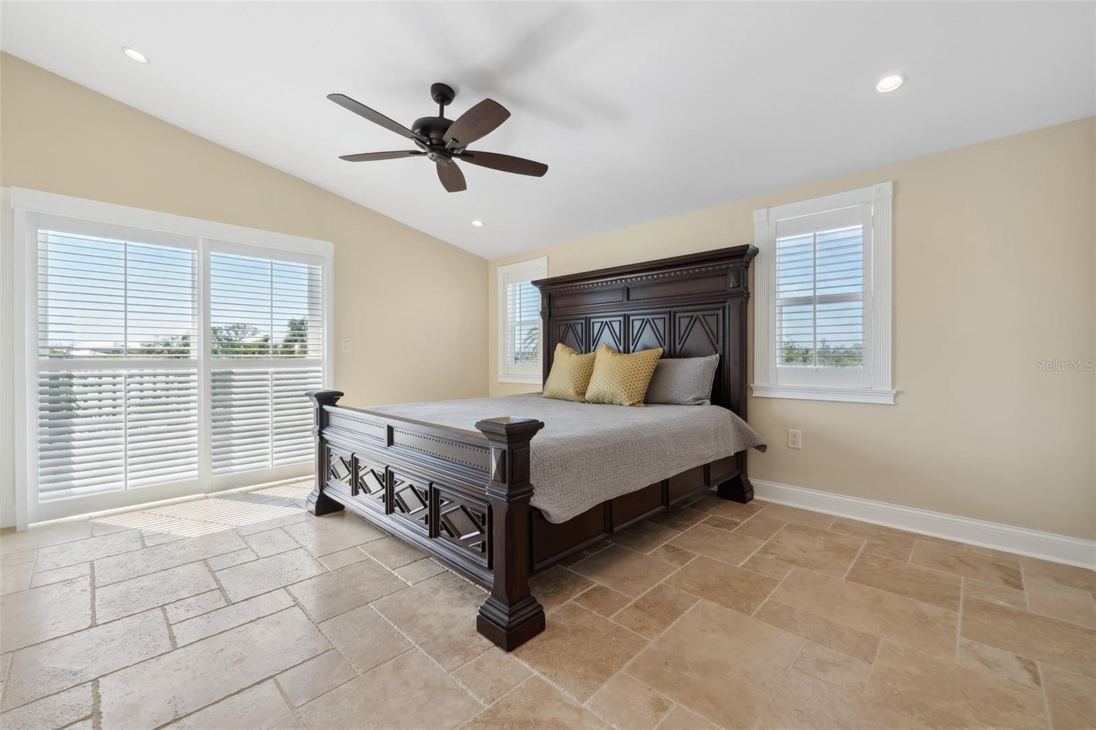 SARASOTA BEACH - Residential