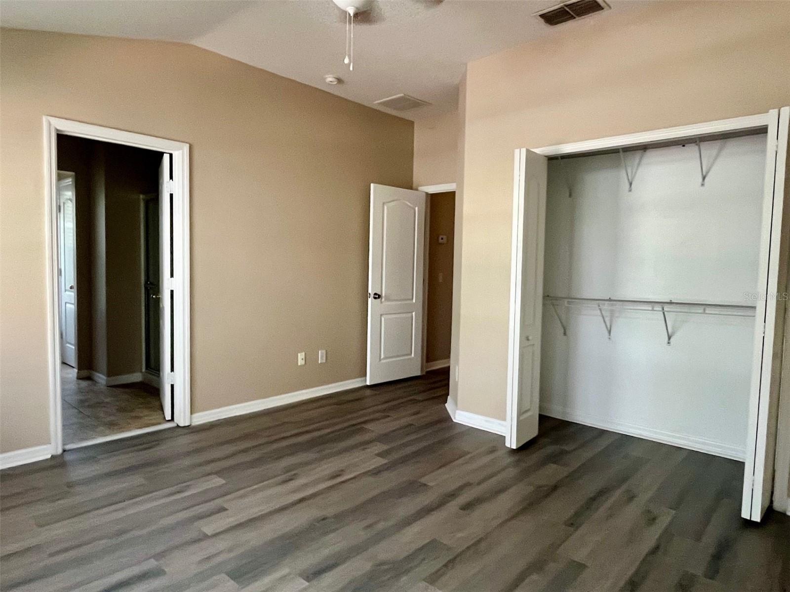 OVERLOOK/PARKSIDE CONDO - Residential Lease