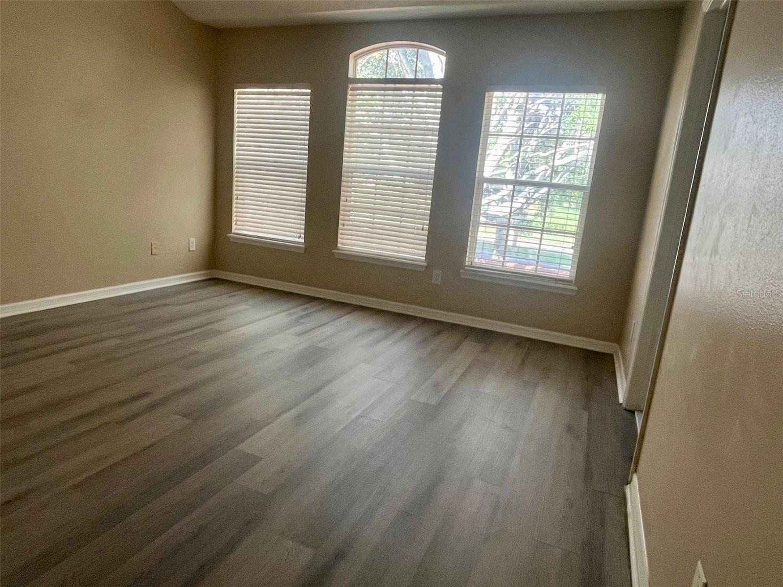 OVERLOOK/PARKSIDE CONDO - Residential Lease