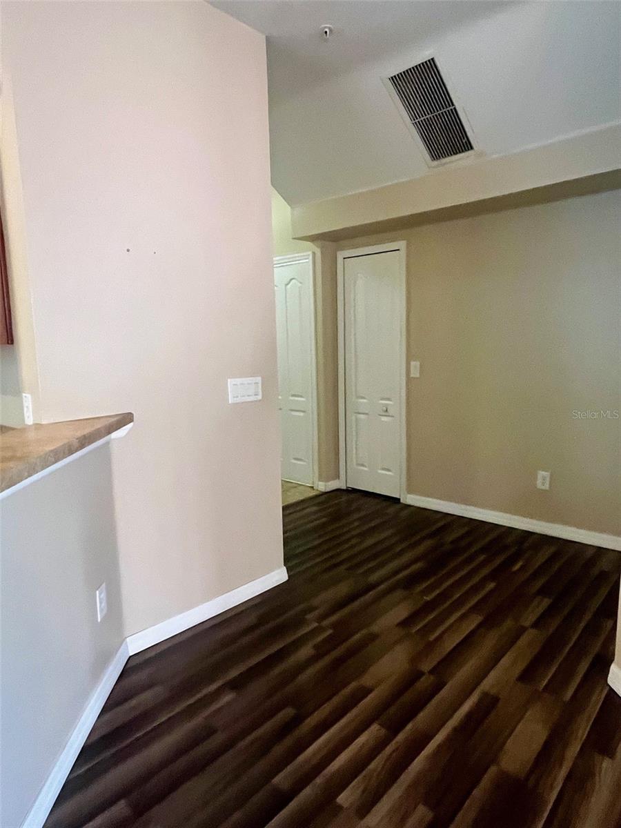 OVERLOOK/PARKSIDE CONDO - Residential Lease