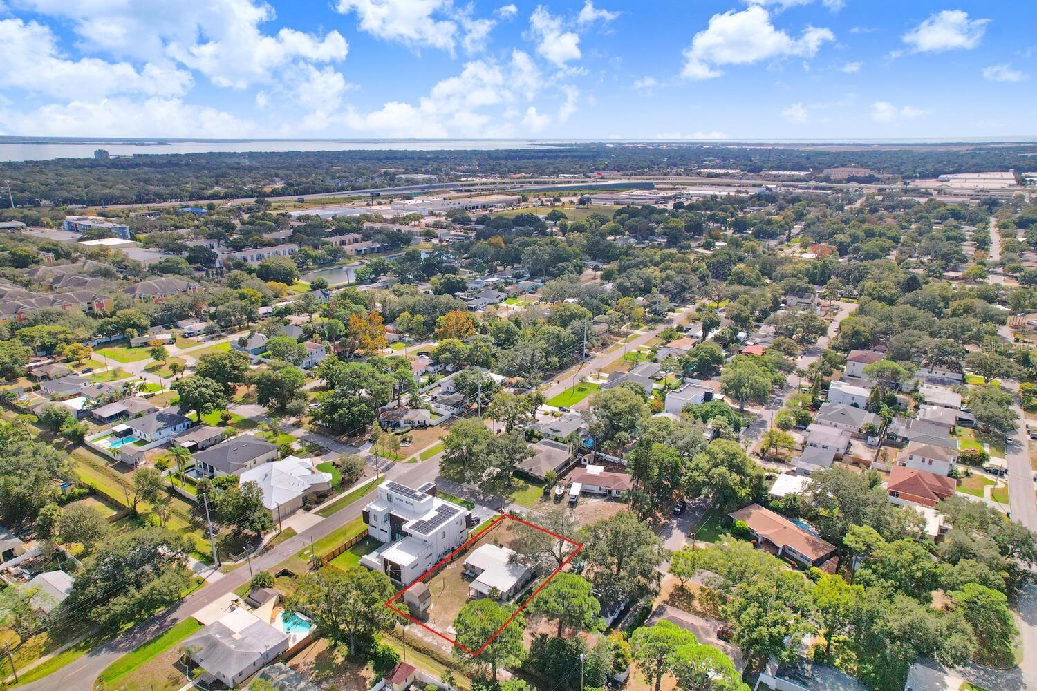 MANHATTAN MANOR REV - Land