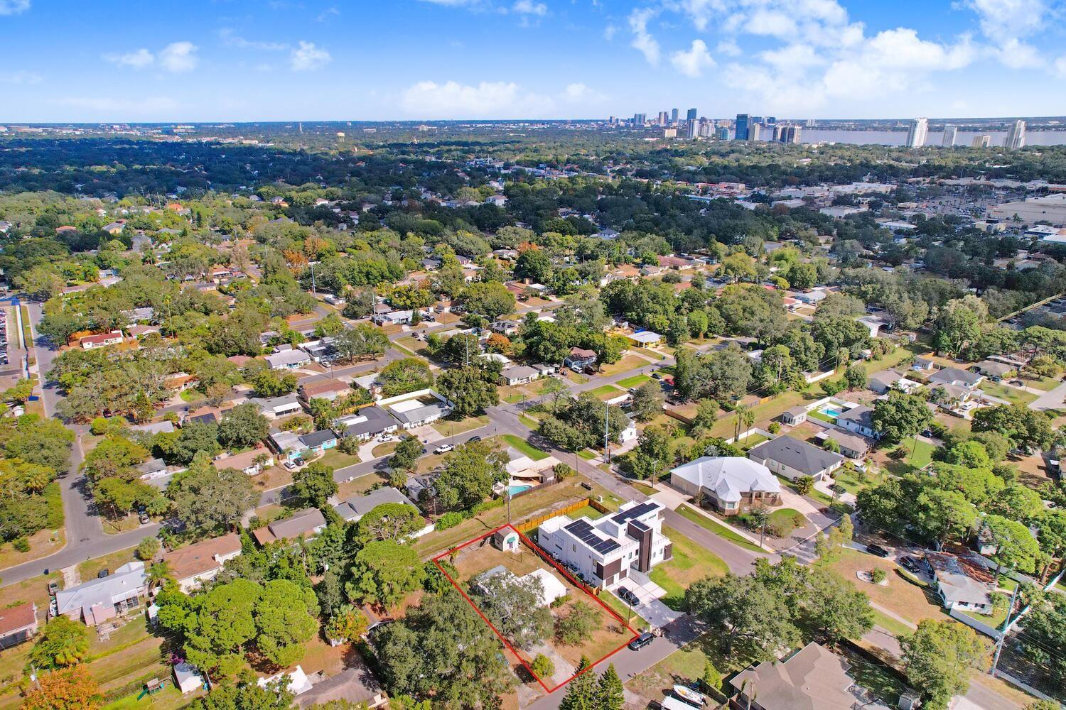 MANHATTAN MANOR REV - Land