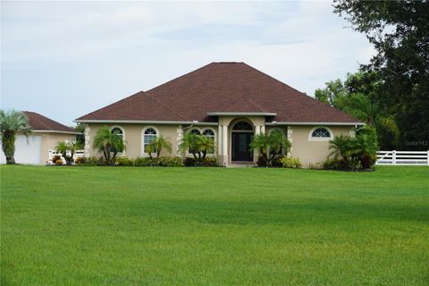 A home in PARRISH