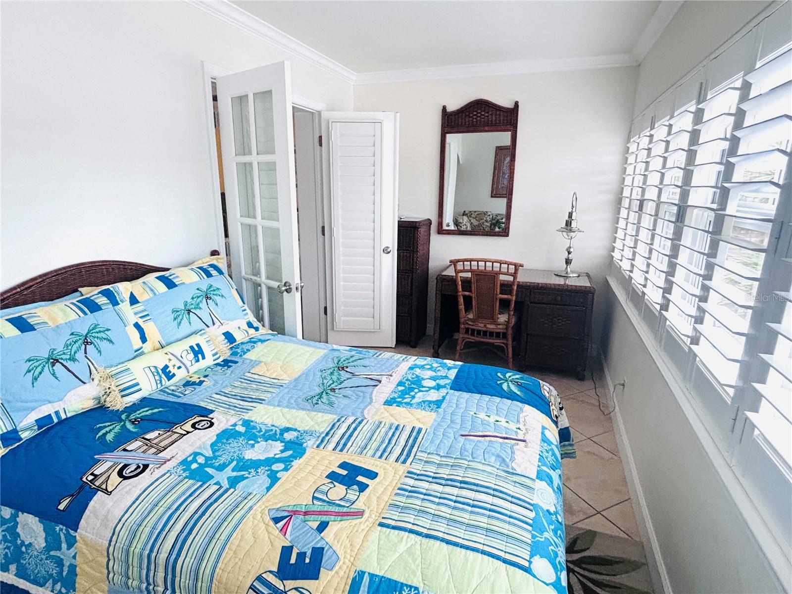 BAREFOOT BEACH RESORT OF INDIAN SHORES - Residential