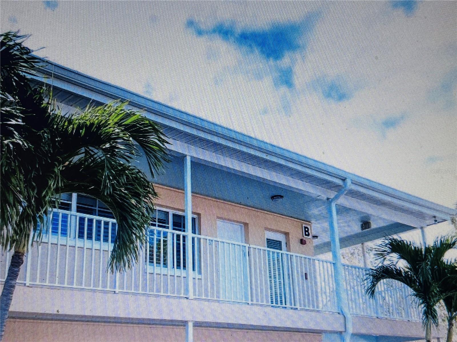 19417 GULF BOULEVARD B209