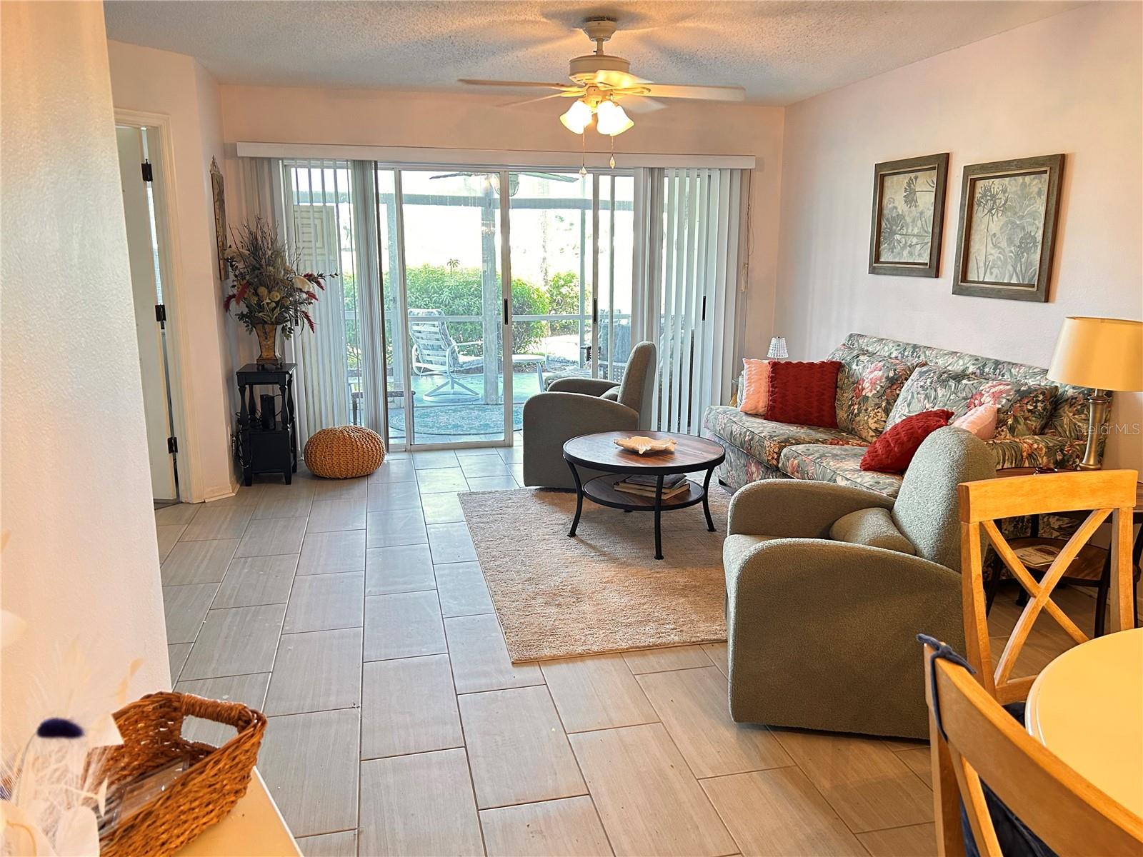FARMINGTON VISTAS - Residential Lease