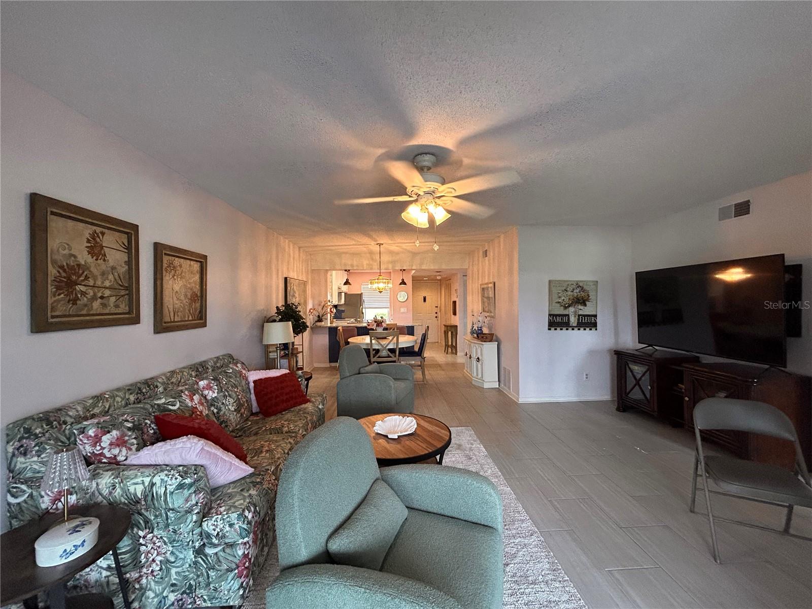 FARMINGTON VISTAS - Residential Lease