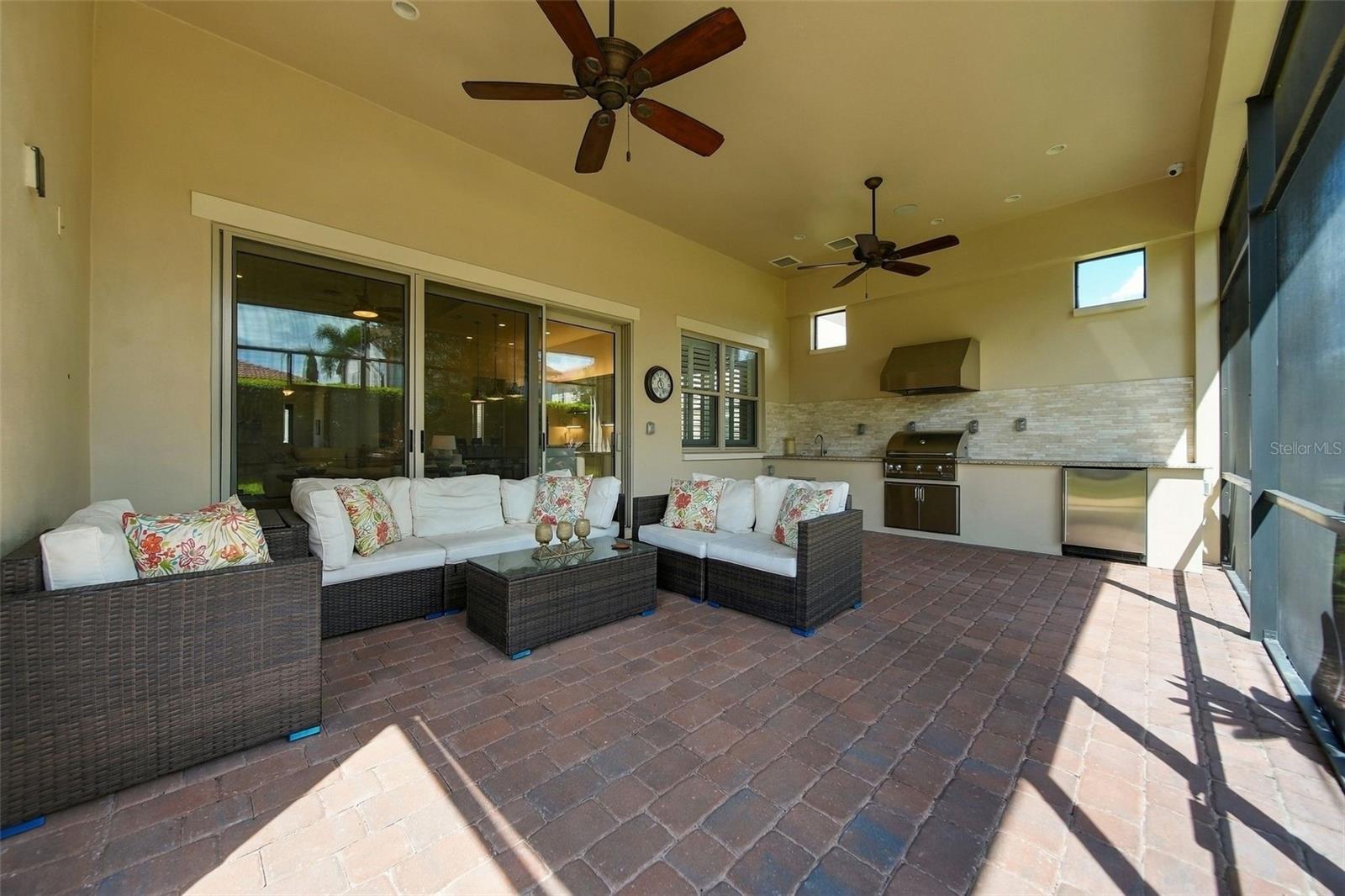 10698 ROYAL CYPRESS WAY