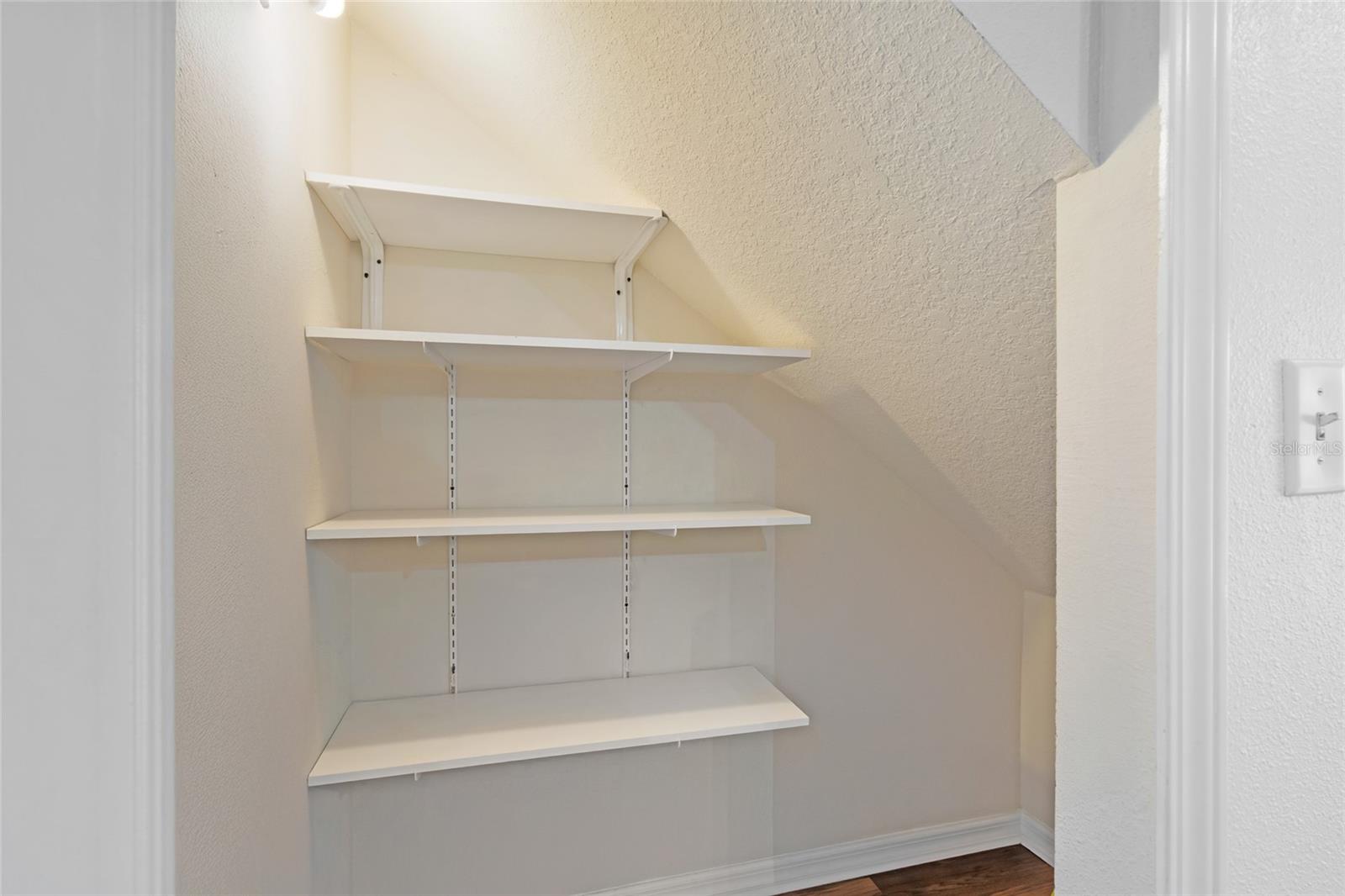 FISHHAWK RANCH TWNHMS PH - Residential Lease