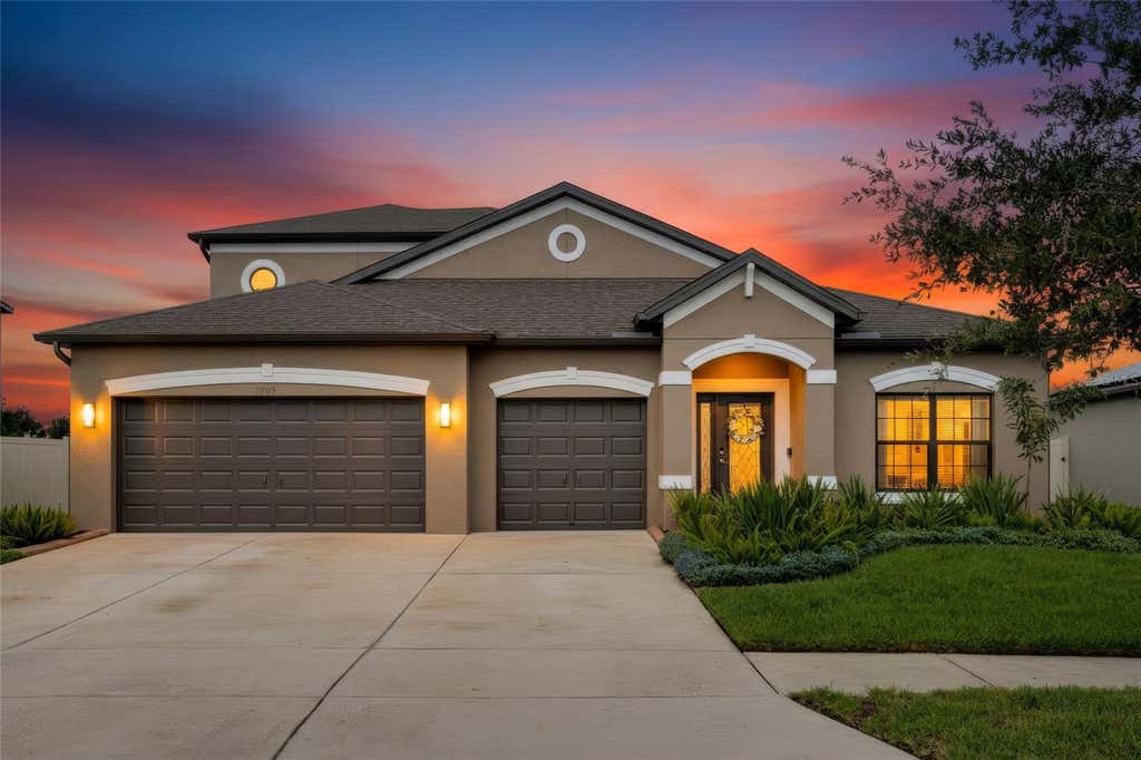 Photo of 7903 Lago Mist Way, Wesley Chapel, FL 33545 (MLS # TB8534730)