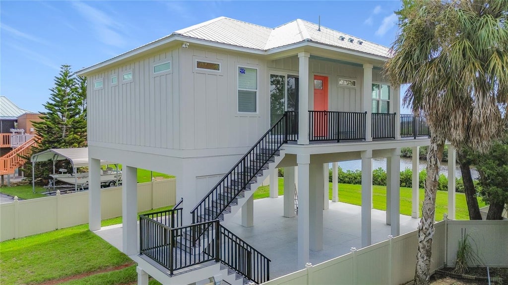 Photo of 1625 S Wallace Point, Crystal River, FL 34429 (MLS # TB8547533)