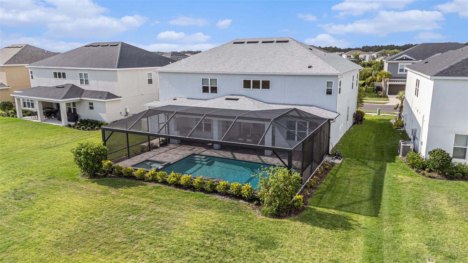 RIVER LANDING - Residential