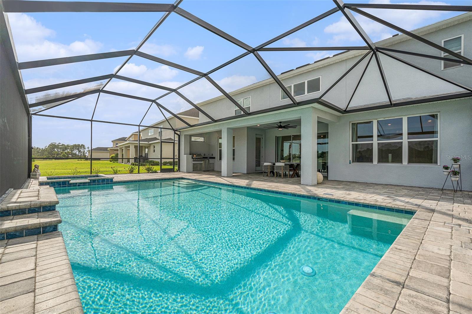 RIVER LANDING - Residential