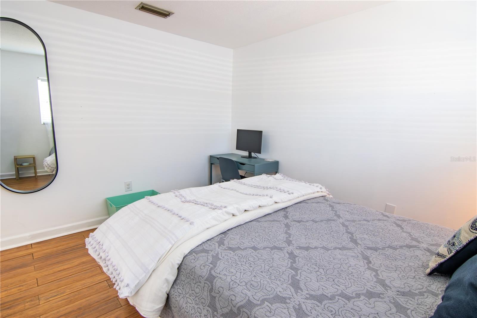 FRENCH QUARTER NORTH CONDO THE - Residential Lease