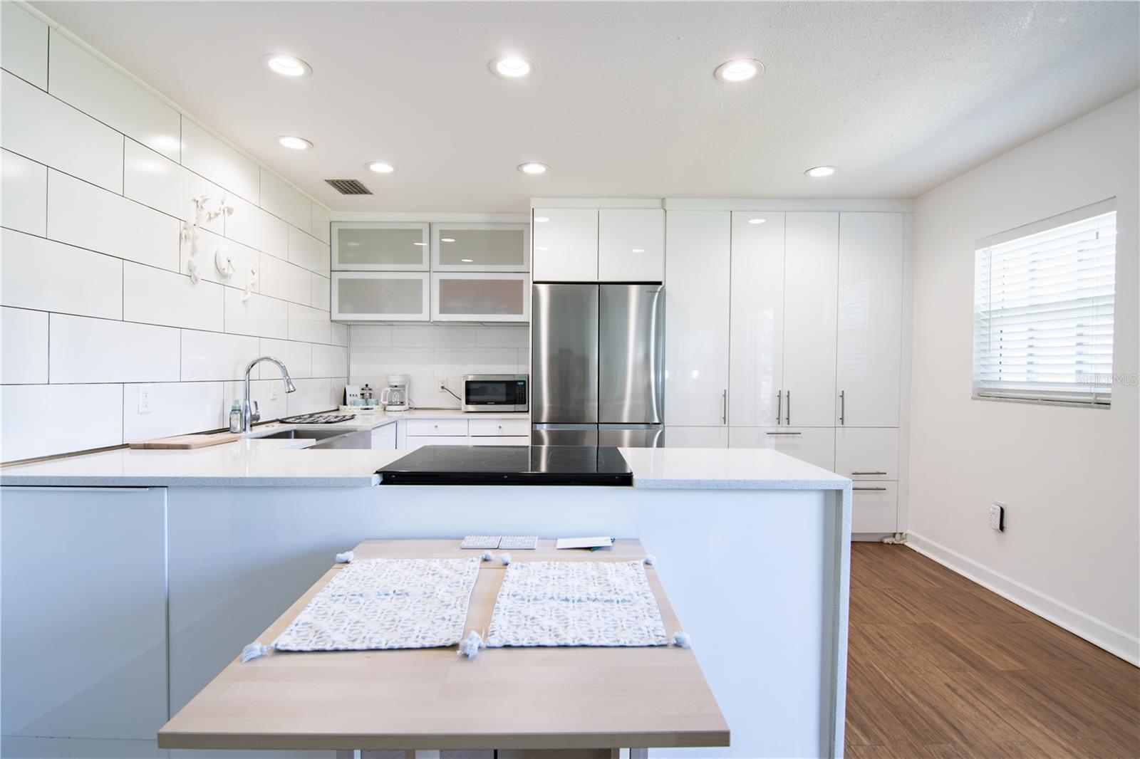 FRENCH QUARTER NORTH CONDO THE - Residential Lease