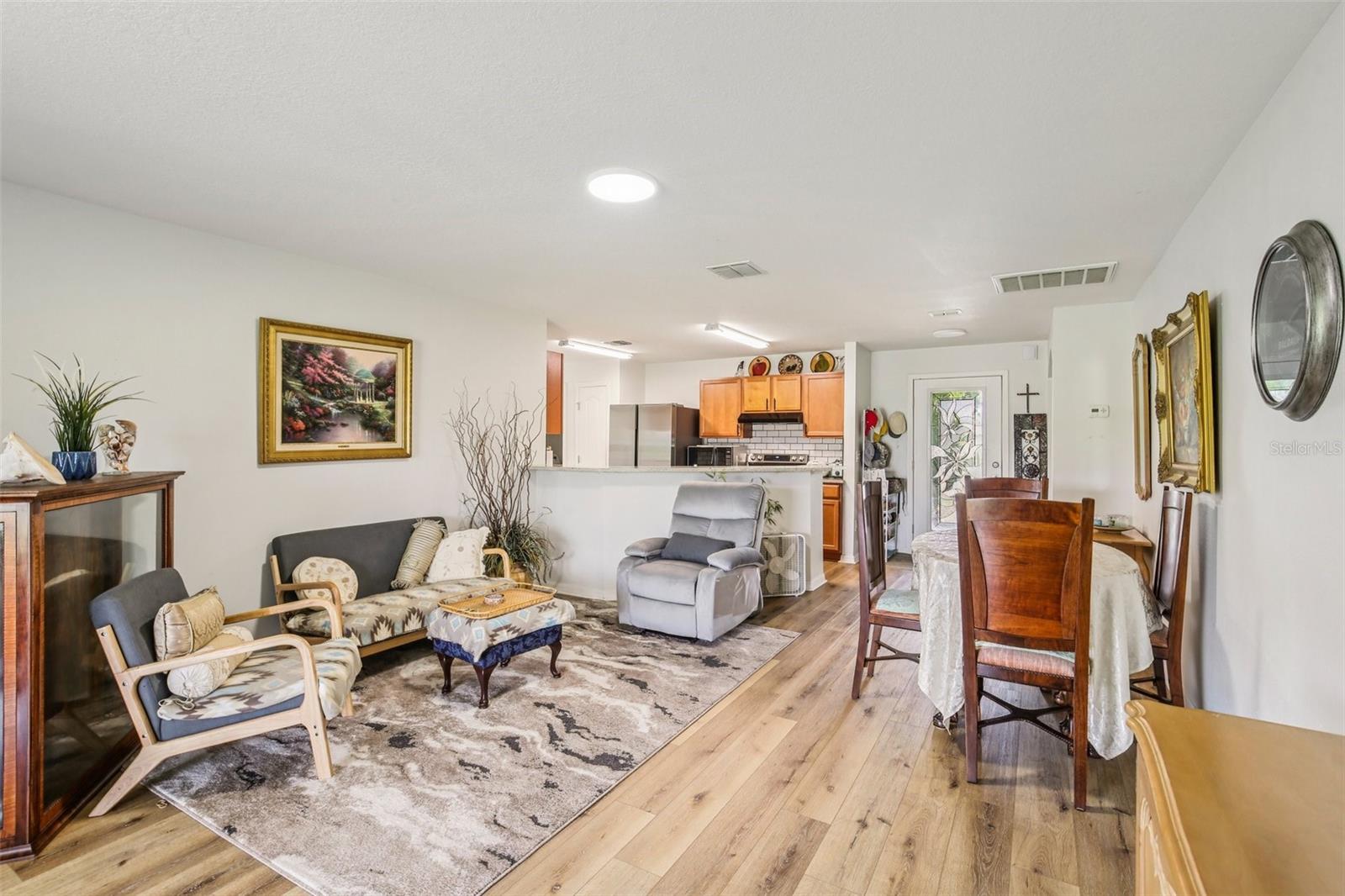 636 CHATHAM WALK DRIVE