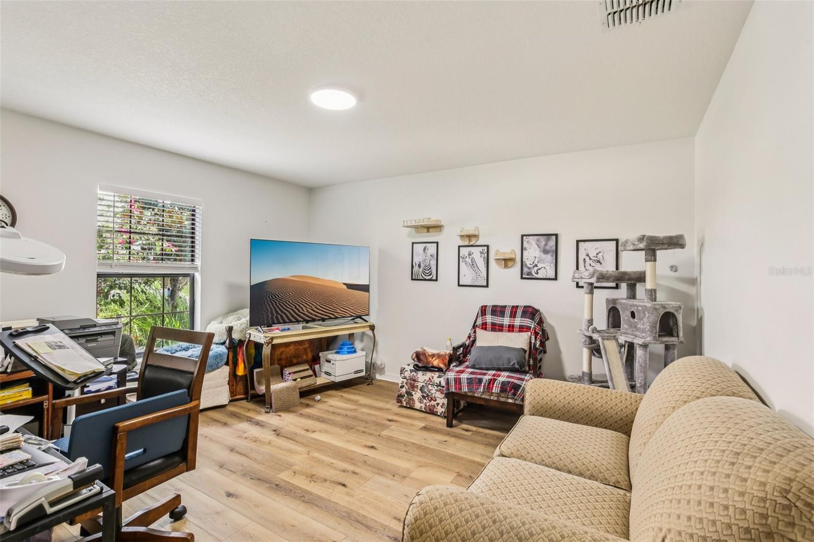 636 CHATHAM WALK DRIVE