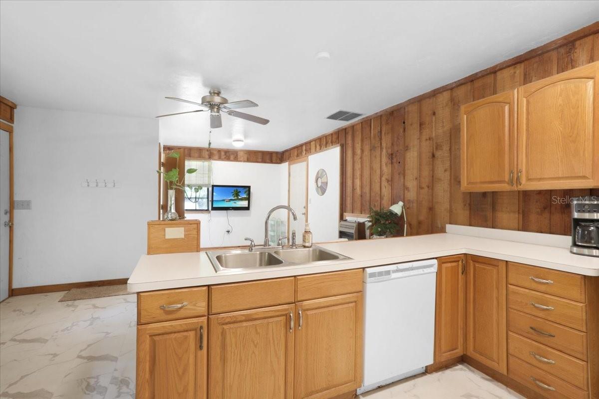 CREEKSIDE FOREST - Residential