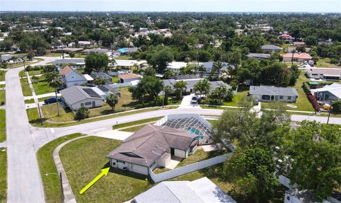 A home in PORT CHARLOTTE