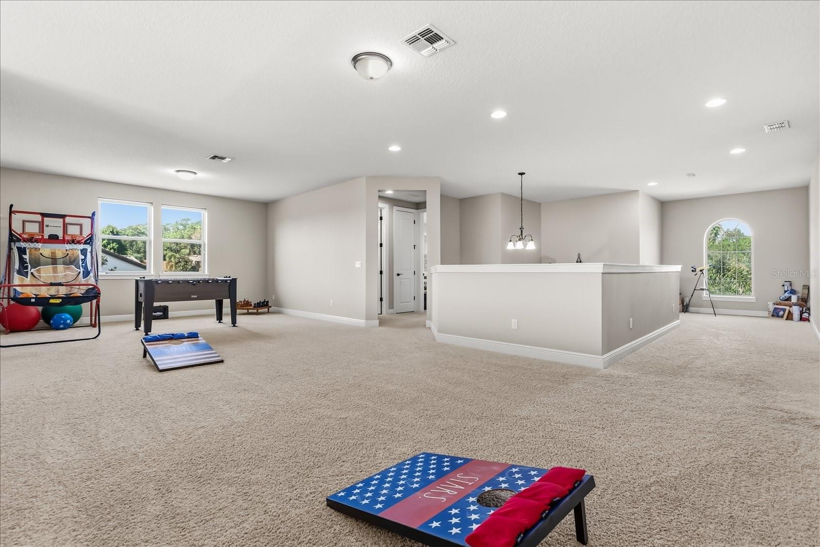 ENCLAVE AT VILLAGEWALK - Residential