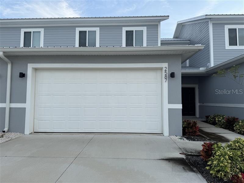 BOUNT & WHITLEDGE SUB - Residential Lease