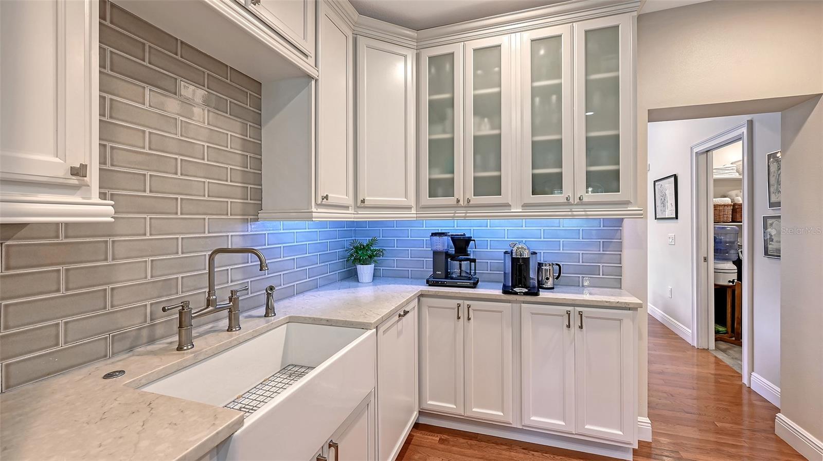 HALLS SUB JAMES S - Residential