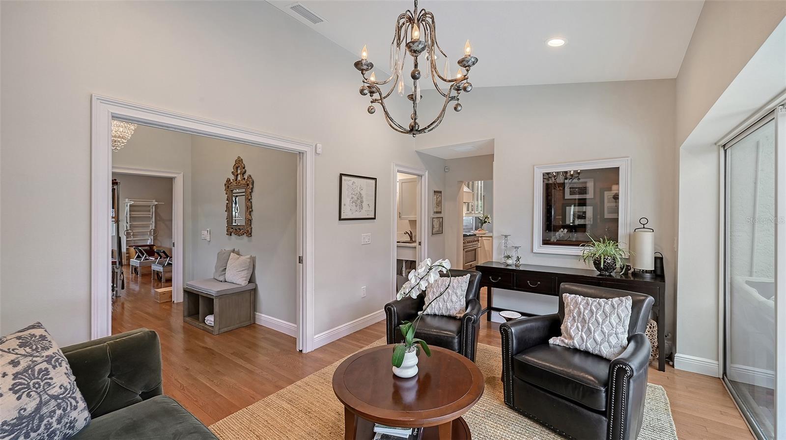 HALLS SUB JAMES S - Residential