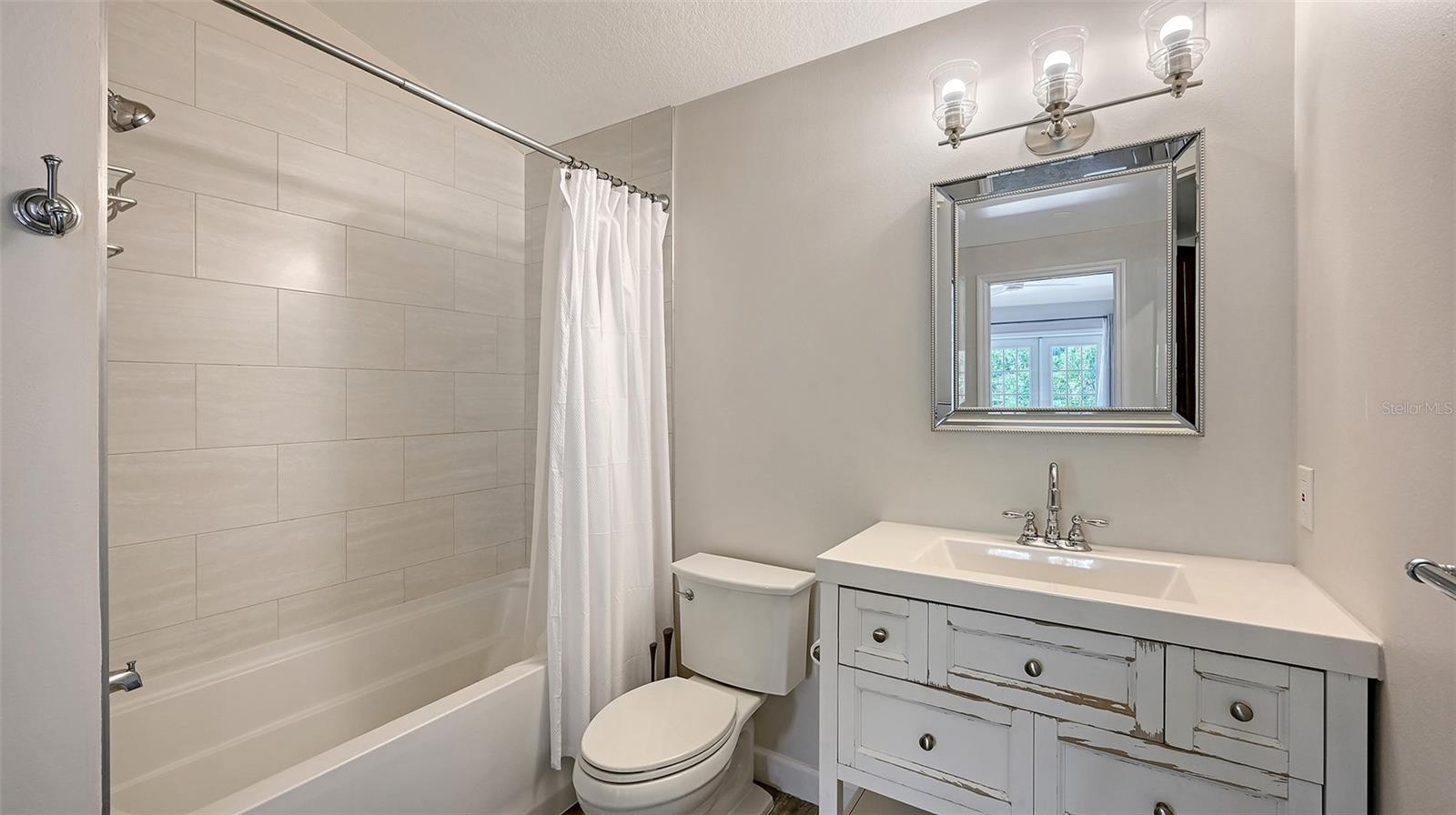 HALLS SUB JAMES S - Residential