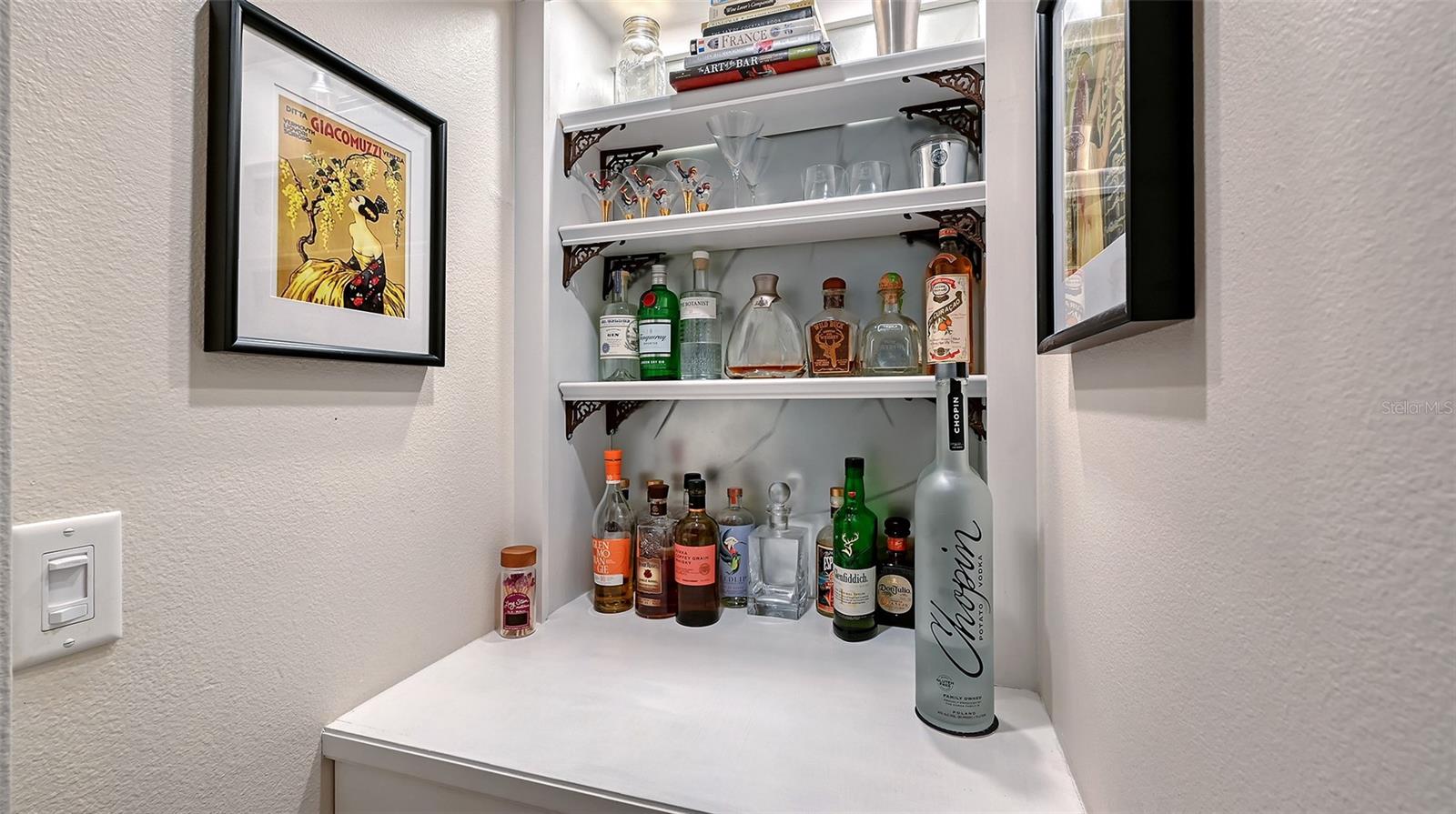 HALLS SUB JAMES S - Residential