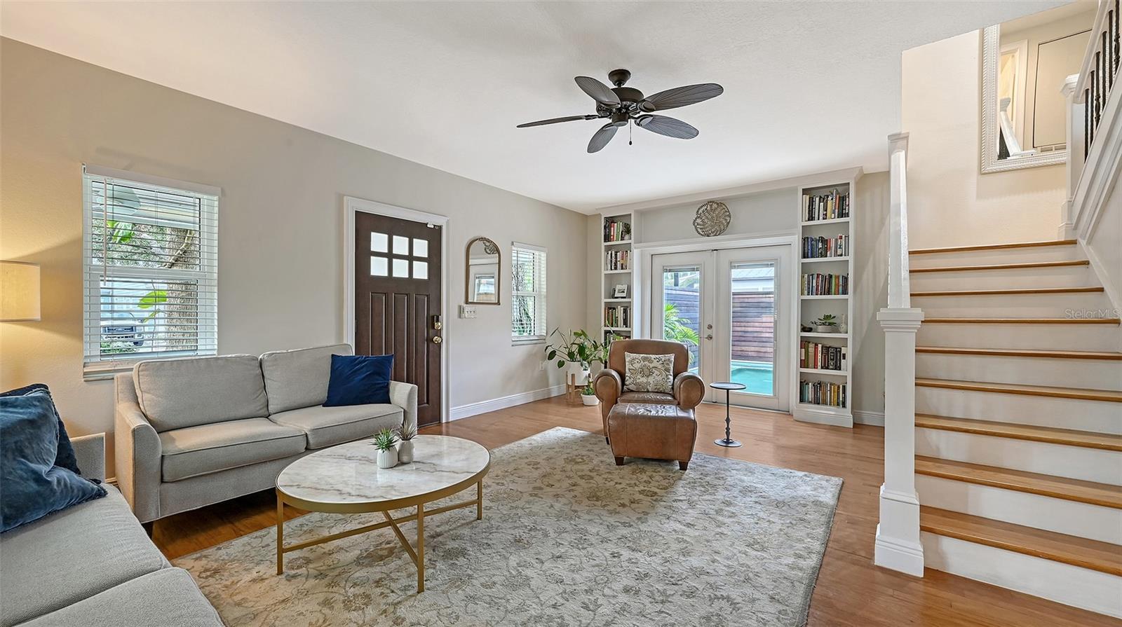 HALLS SUB JAMES S - Residential