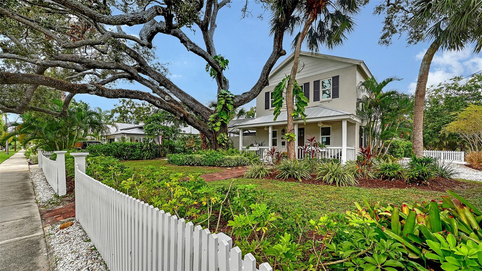 HALLS SUB JAMES S - Residential