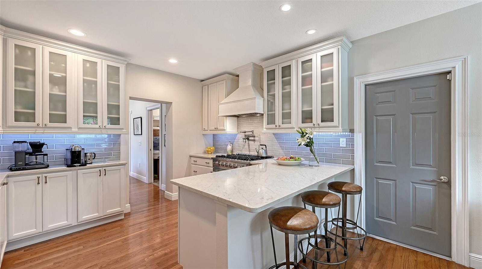 HALLS SUB JAMES S - Residential