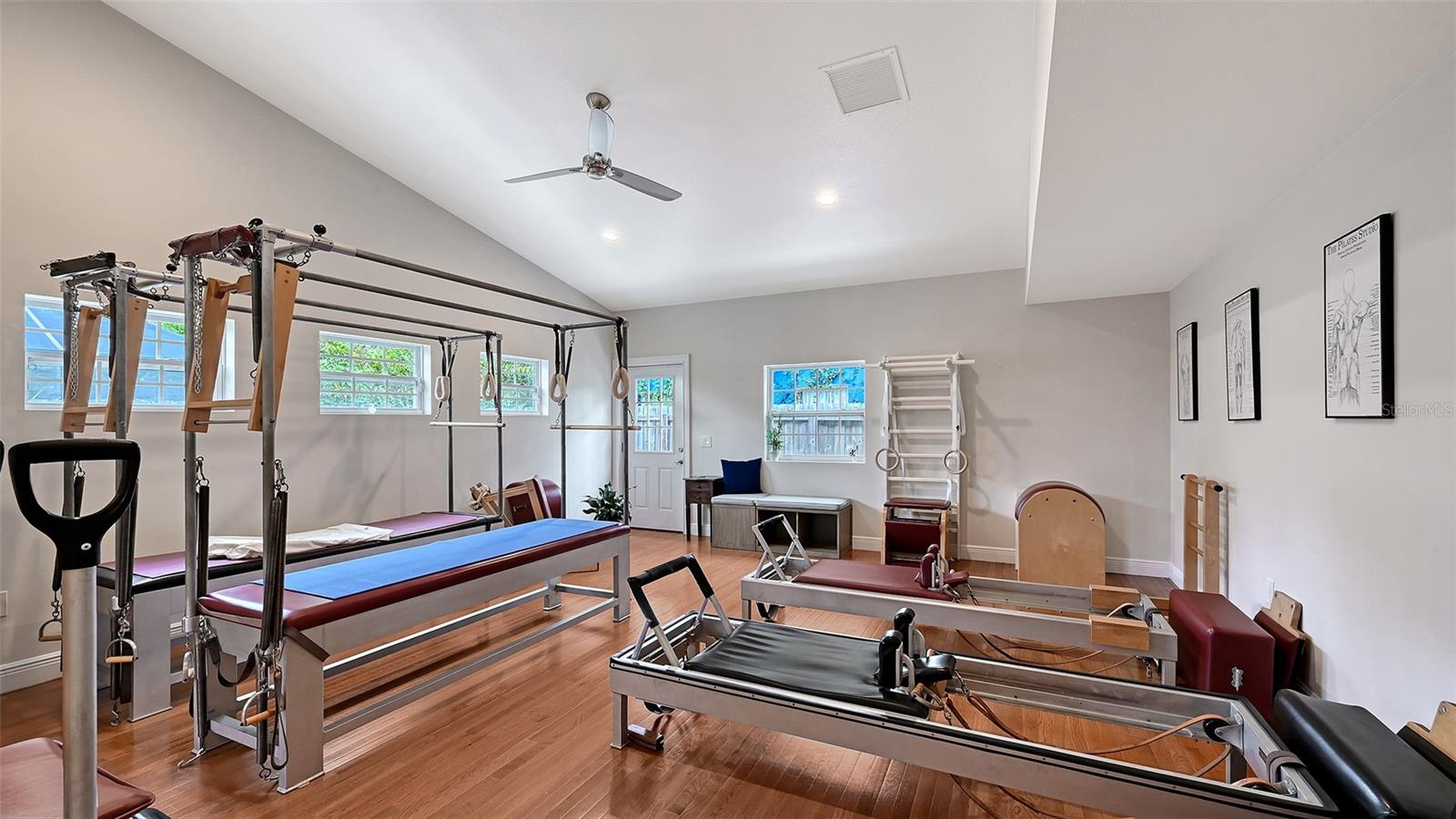 HALLS SUB JAMES S - Residential