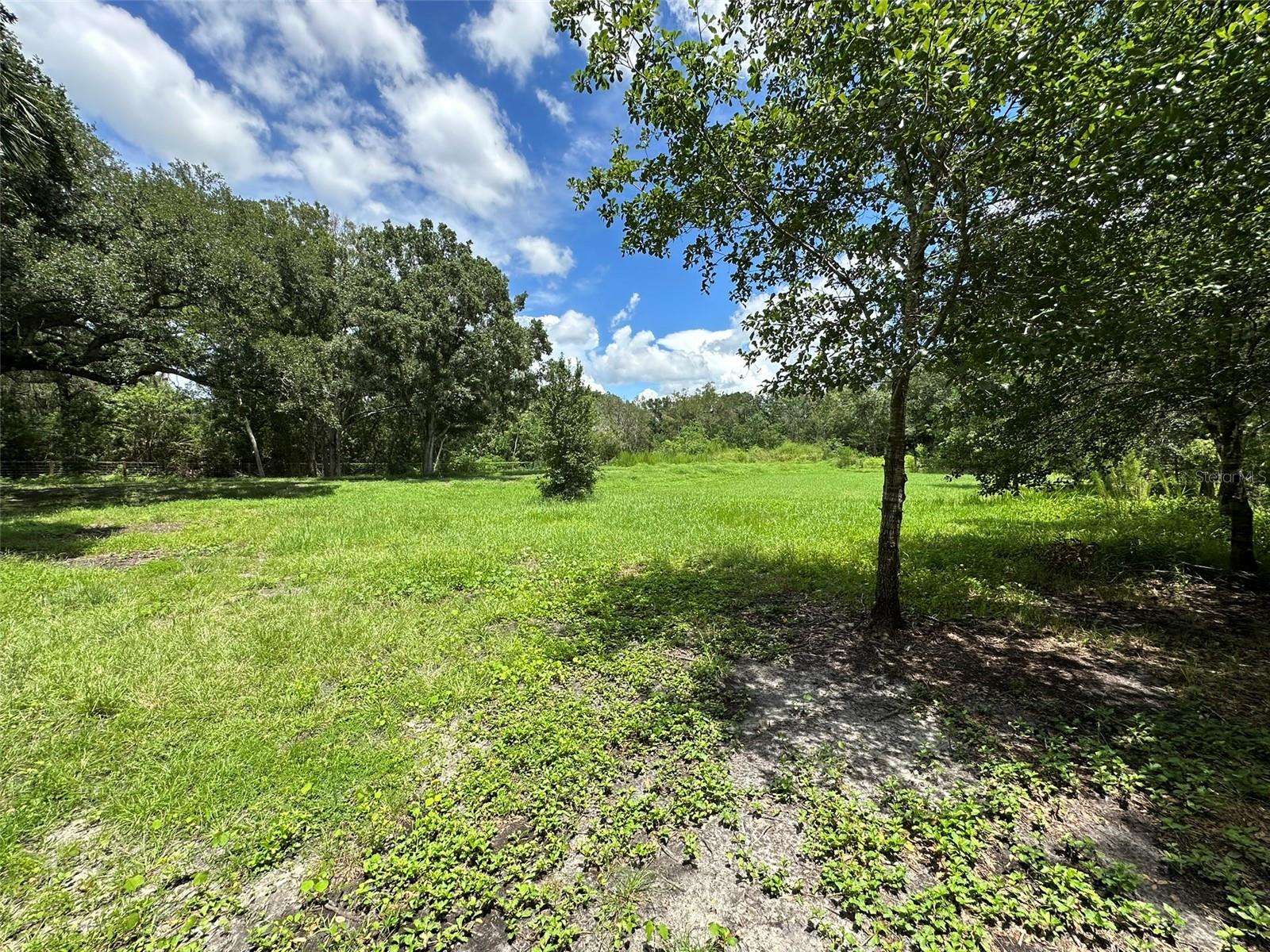 1676 HERMOSA DRIVE